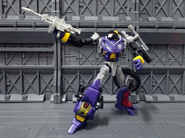 Maiden Japan Junkticon Blasters   New Images Show Armed Up Action Figures  (12 of 32)